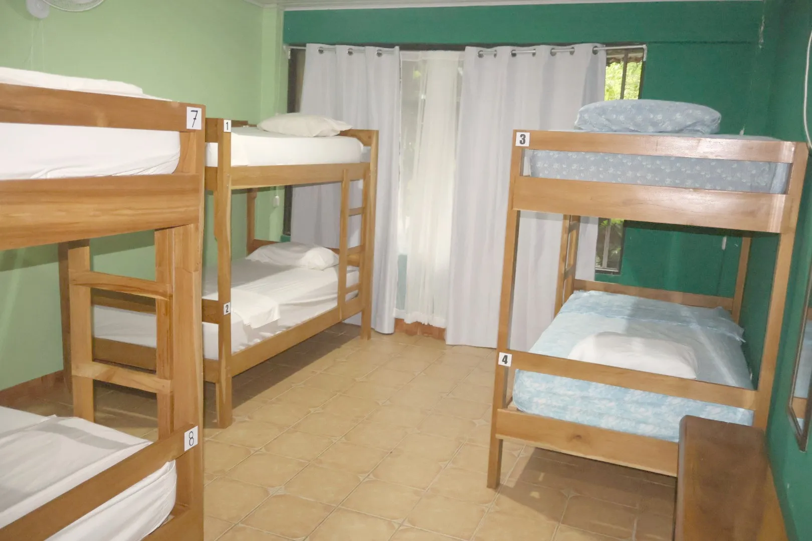 Dormitorio I (compartido)